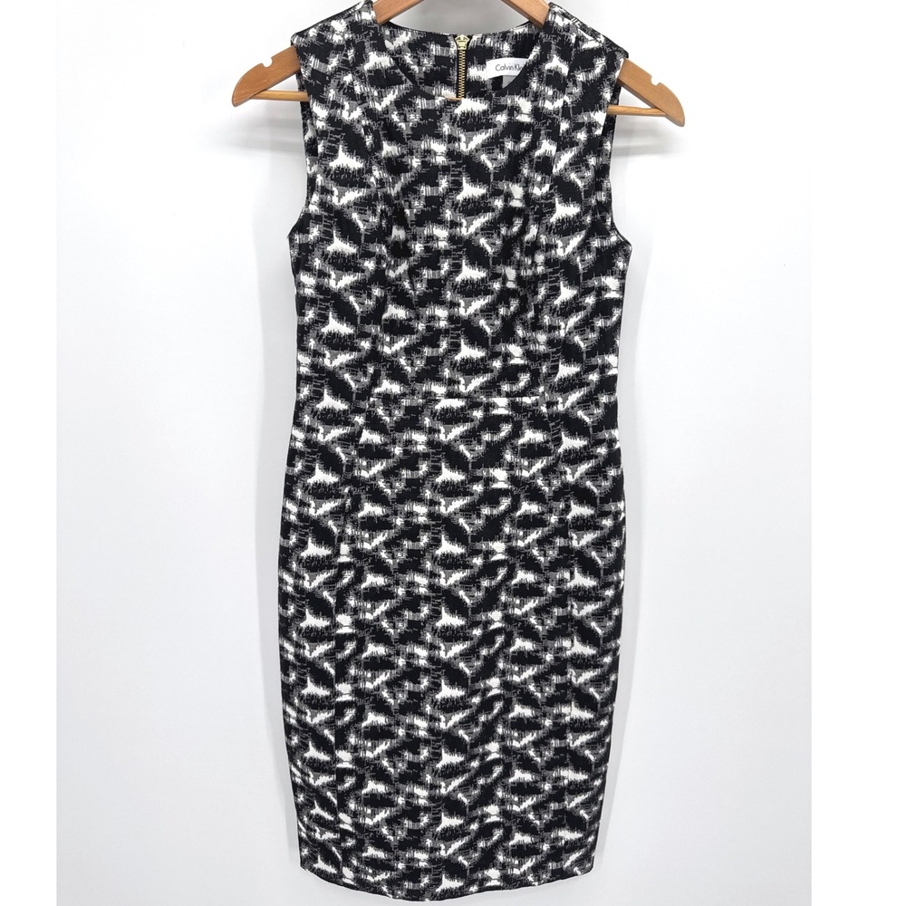 Calvin Klein Sheath‎ Dress 6P Black White Abstract Geometric Sleeveless Luxury